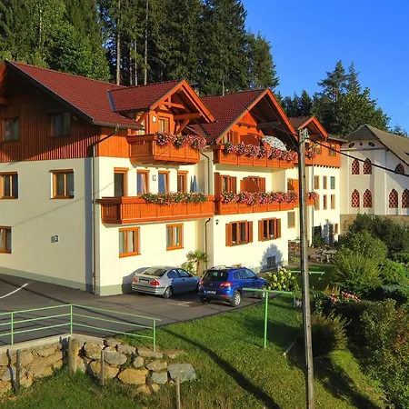 Guest house Fruhstuckspension Gotzfried-hof Millstatt