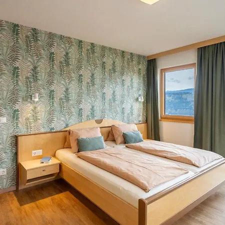 Fruehstueckspension Goetzfried-hof 3*