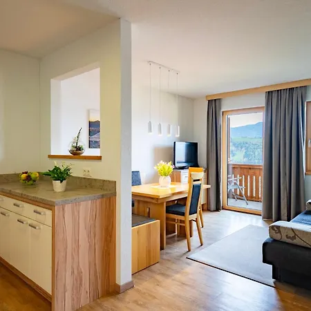 Fruhstuckspension Gotzfried-hof 3* Millstatt
