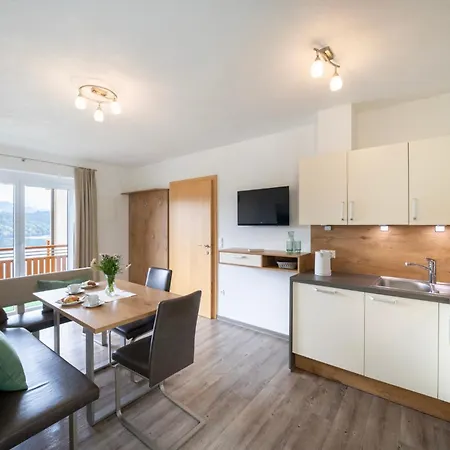 Fruehstueckspension Goetzfried-hof 3*