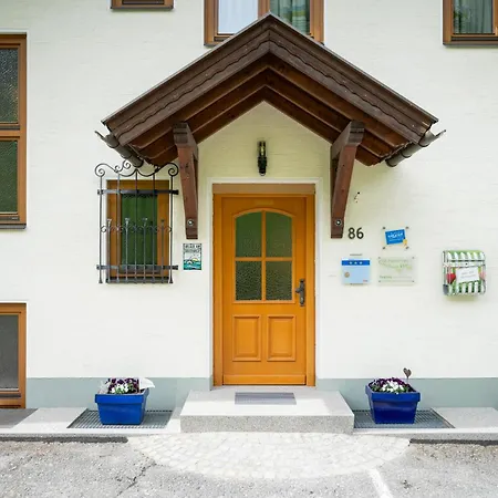 Fruehstueckspension Goetzfried-hof 3*