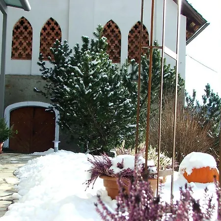 Guest house Fruhstuckspension Gotzfried-hof 3*