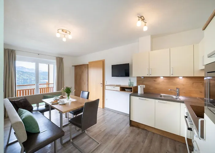 Fruehstueckspension Goetzfried-hof 3*