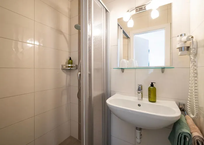 Guest house Fruhstuckspension Gotzfried-hof 3*