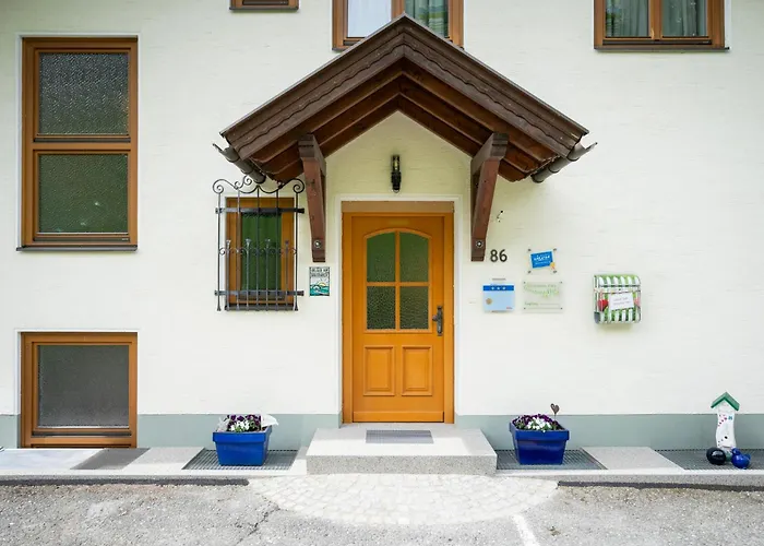 Fruehstueckspension Goetzfried-hof 3*