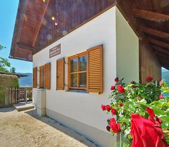 Fruehstueckspension Goetzfried-hof Πανσιόν Millstatt